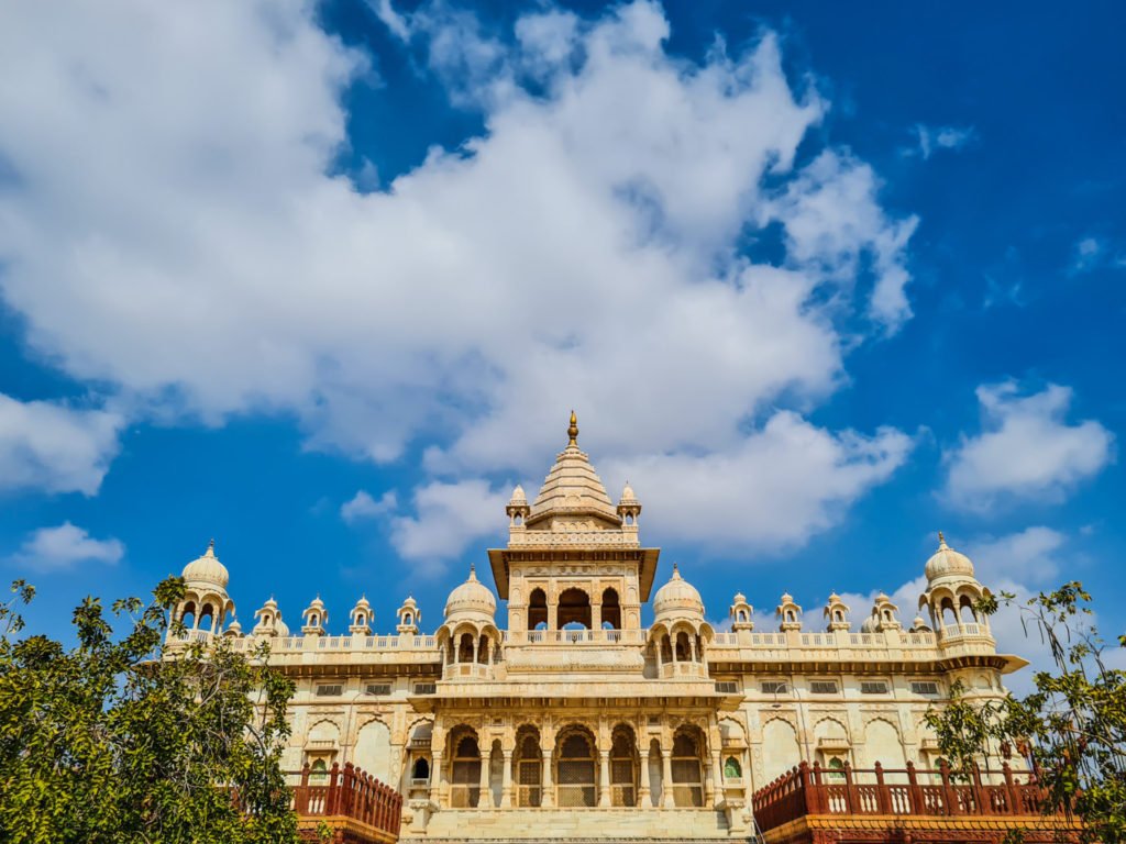 A memorial made of marble in Jodhpur. It is called Jaswant Thada.