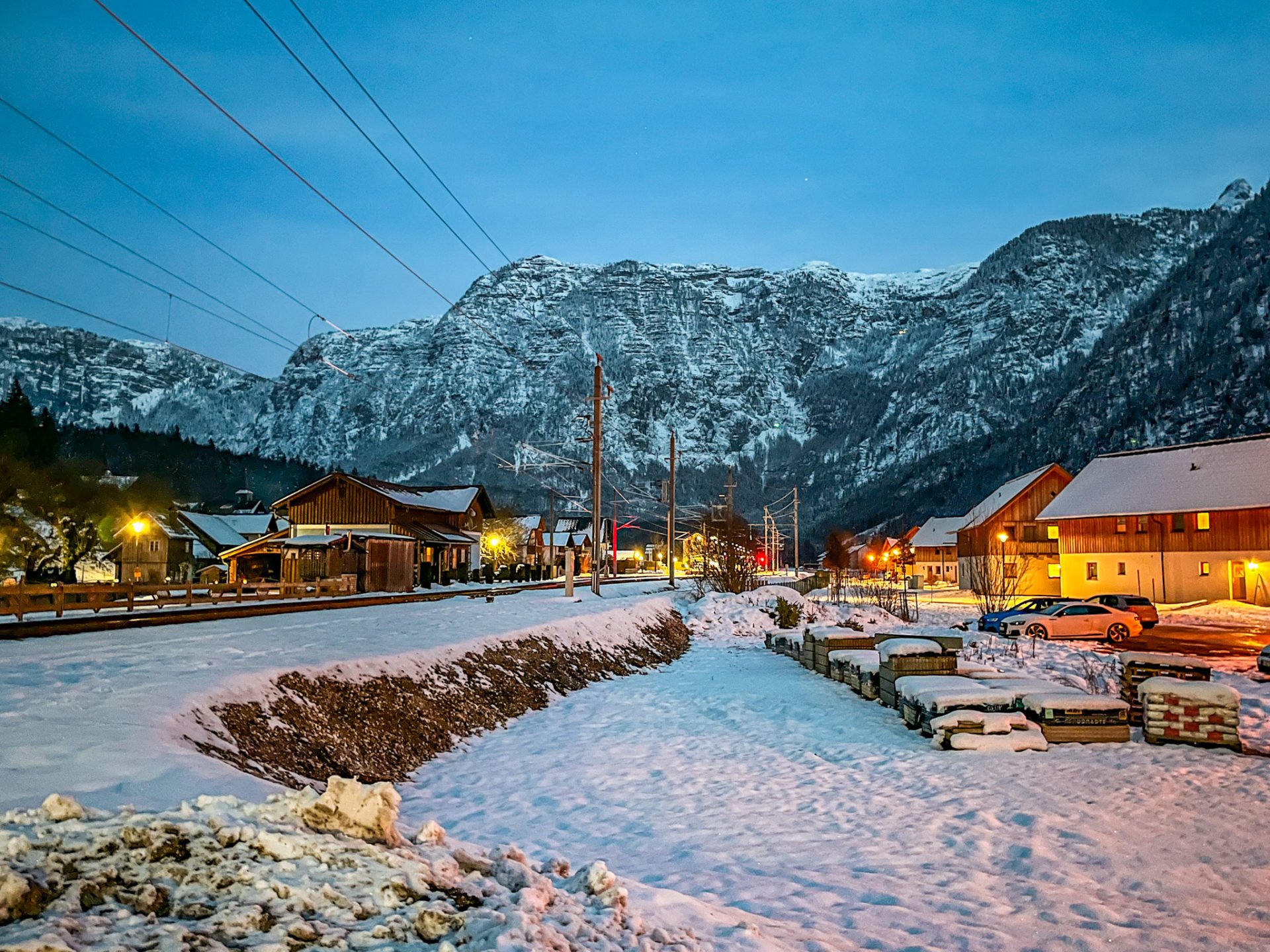 How to Best Enjoy Obertraun and Hallstatt in Winter (2-Day Itinerary)